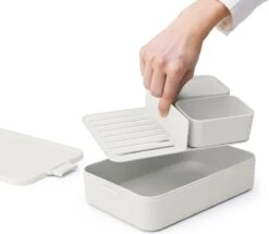 Brabantia Make & Take Bento Lunchbox Incl Bentobox - Large - Kunststof - Light Grey 26 Brabantia Make & Take Bento Lunchbox Incl Bentobox - Large - Kunststof - Light Grey -Levensrandproducten 1200x1045 3