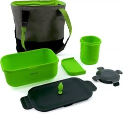 Homra Lunchset In Tas BREAQ Green - Broodtrommel - Yoghurtbeker - Koeltas - Lunch To Go - Duurzaam Kunststof - BPA Vrij - Lunchtrommel - Magnetron, Diepvries, Vaatwasser Bestendig - Grijs Met Groen - Picknick - Kantoor - School - Vers Houden -Levensrandproducten 1200x1107 2