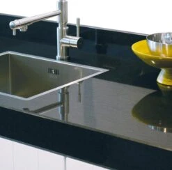 HG Natuurstenen Aanrechtbladreiniger - 500ml - Veilig In Gebruik - Streeploos Schoon - Dagelijkse Reiniging 9 HG Natuurstenen Aanrechtbladreiniger - 500ml - Veilig In Gebruik - Streeploos Schoon - Dagelijkse Reiniging -Levensrandproducten 1200x1186 6