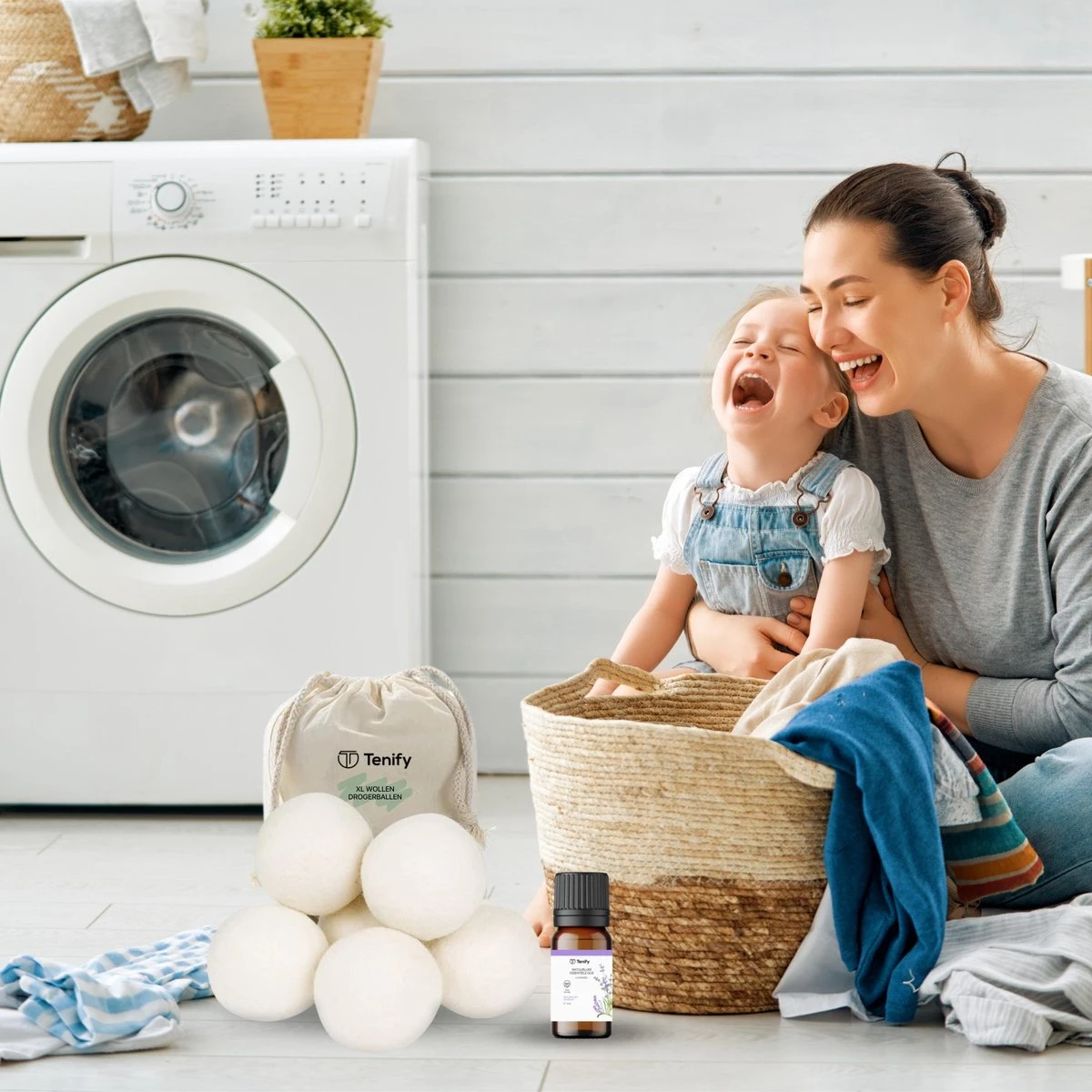 Tenify 6 XL Drogerballen + Extra Lavendel Olie - Wasbollen - Duurzaam - Schaapswol - Wasverzachter - Wasdrogerballen - Herbruikbare Droogballen - Energie Besparen 2 Tenify 6 XL Drogerballen + Extra Lavendel Olie - Wasbollen - Duurzaam - Schaapswol - Wasverzachter - Wasdrogerballen - Herbruikbare Droogballen - Energie Besparen - Afbeelding 2