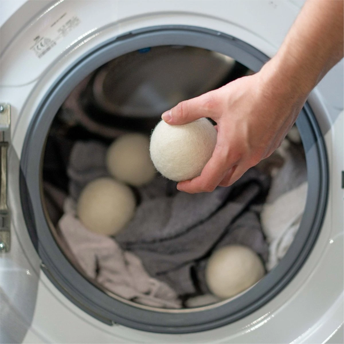 Merkloos Chinchilla® Drogerballen XXL - Set Van 6 Stuks - Herbruikbare Wasdrogerballen - Droogballen - Energiebesparing - Drogerballen Voor Wasdrogers - Wasbollen 4 Merkloos Chinchilla® Drogerballen XXL - Set Van 6 Stuks - Herbruikbare Wasdrogerballen - Droogballen - Energiebesparing - Drogerballen Voor Wasdrogers - Wasbollen - Afbeelding 4