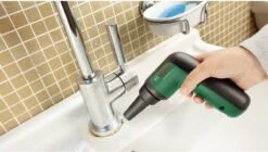 Bosch Universal Brush - Snoerloze Reiningsborstel -Levensrandproducten 1200x681 1