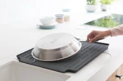 Brabantia SinkSide Afdruiprek - Dark Grey -Levensrandproducten 1200x799 10