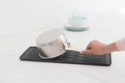 Brabantia SinkSide Afdruiprek Compact - Dark Grey -Levensrandproducten 1200x799 13