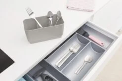 Brabantia SinkSide Afdruiprek Compact - Mid Grey -Levensrandproducten 1200x799 4