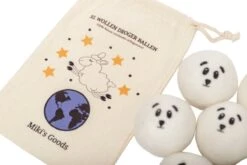 Miki's Goods® XL Wollen Drogerballen 6 Stuks - Panda Wasballen - Duurzaam - Wasbol - 100% Nieuw-Zeelandse Schapenwol - Wasbollen - Herbruikbaar- Droogballen - Snellere Droogtijd - Zuigt Dierenharen Op -Levensrandproducten 1200x800 3