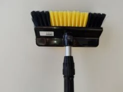 Zonnepanelen / Auto / Ramen Wassen Telescoopsteel Met Borstel Waterdoorlatende Wasborstel Met Telescopische Steel 4 Meter En Gardena Aansluiting / Wasborstel Met Uitschuifbare Telescoopsteel Met Waterdoorvoer -Levensrandproducten 1200x899 10