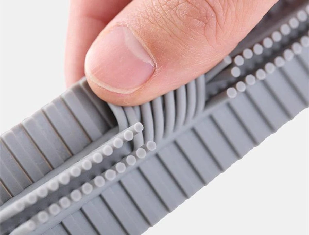 Merkloos Flessenborstel - Siliconen - Schoonmaak - Baby - Bidon - Dopper - Flessen - Reiniger - Wit - Grijs - Glazen - Borstel 3 Merkloos Flessenborstel - Siliconen - Schoonmaak - Baby - Bidon - Dopper - Flessen - Reiniger - Wit - Grijs - Glazen - Borstel - Afbeelding 3