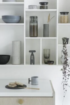 Brabantia Voorraadbussen Met Maatbeker Set Van 2 - 1,3 L - Dark Grey -Levensrandproducten 799x1200 11